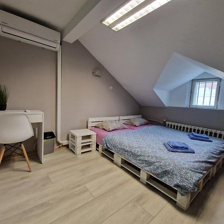 Lambo'S Corner Varna - Guest Rooms Dış mekan fotoğraf