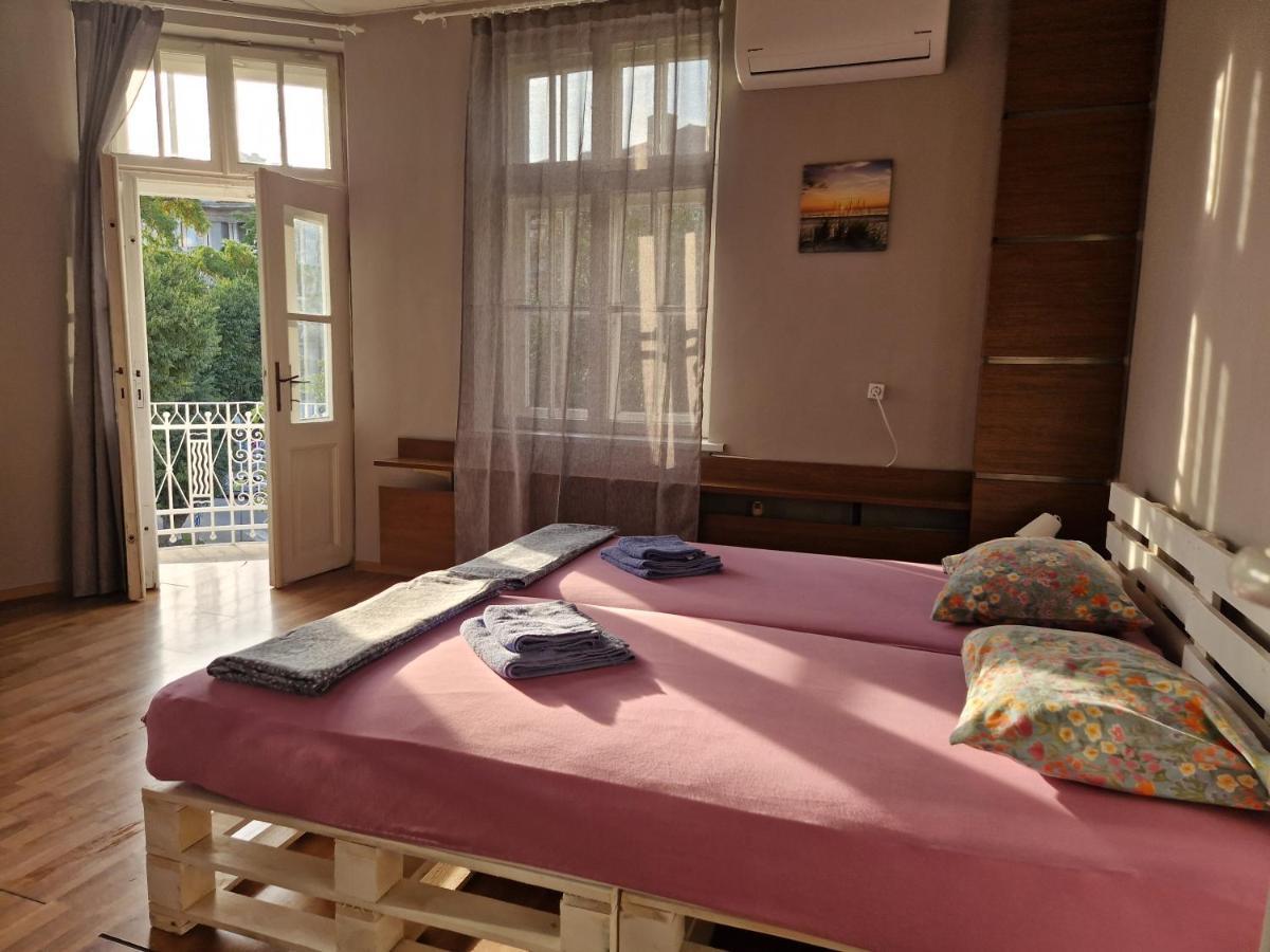 Lambo'S Corner Varna - Guest Rooms Dış mekan fotoğraf