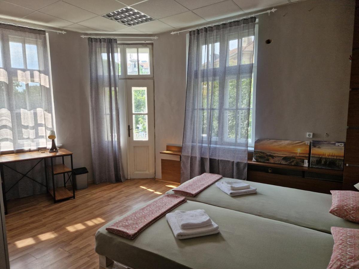 Lambo'S Corner Varna - Guest Rooms Dış mekan fotoğraf